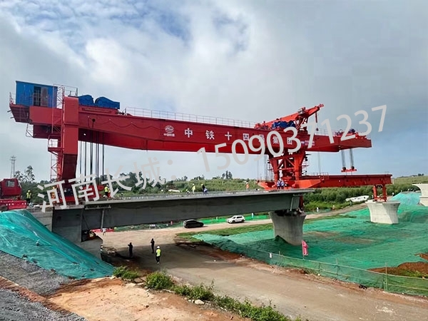 常州900噸高鐵架橋機(jī) 常州900噸高鐵架橋機(jī)