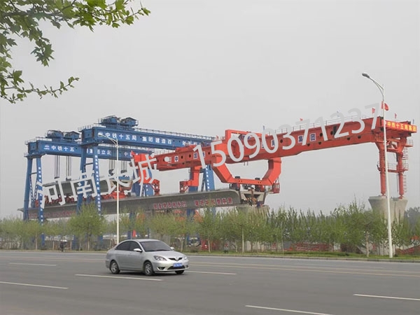 昆明900噸架橋機 昆明900噸架橋機