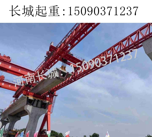 320噸架橋機(jī) 320噸架橋機(jī)