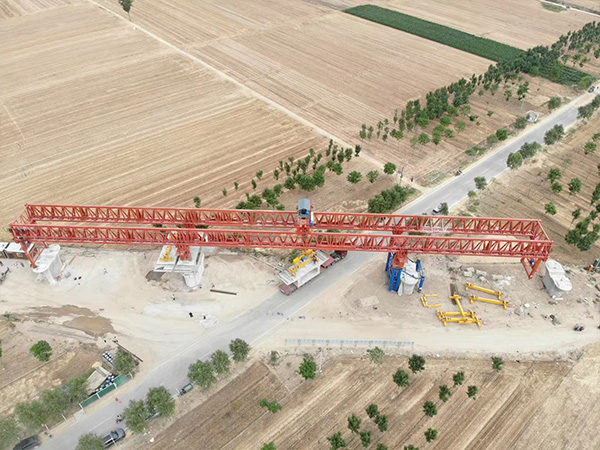 四川50米節段拼架橋機 四川50米節段拼架橋機