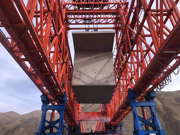 日常保養(yǎng)架橋機(jī)