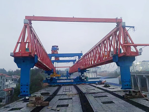 220噸自平衡架橋機 220噸自平衡架橋機