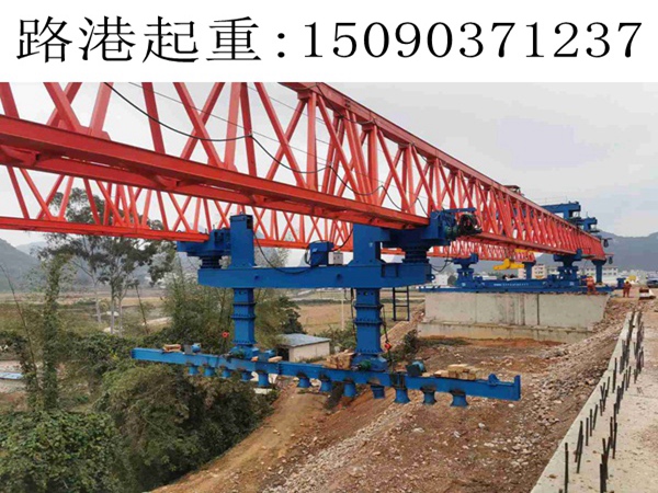 淄博200噸自平衡過跨架橋機 淄博200噸自平衡過跨架橋機